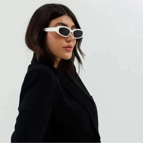 NEW CELINE SUNGLASSES CELINE CL40252I 25A WHITE GREY EYEWEAR - Picture 3 of 5